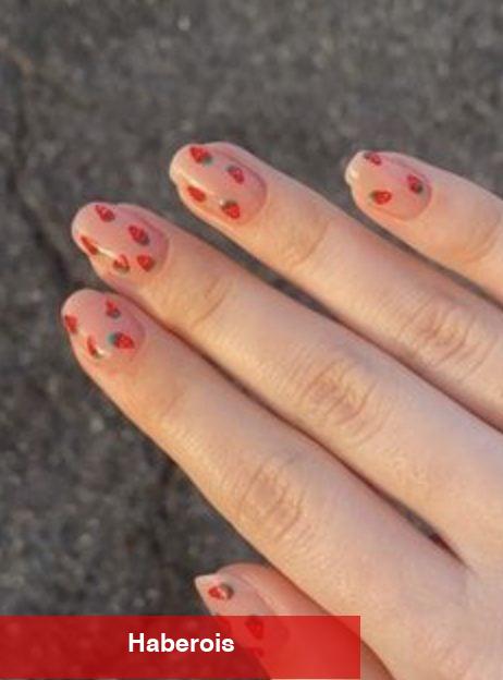 Kırmızı aşıkları için nail arka önerileri!