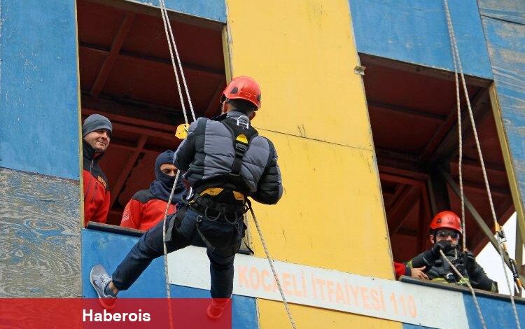 Kocaeli İtfaiyesi tam bir meslek okulu gibi... - Haberois Kocaeli İtfaiyesi tam bir meslek okulu gibi...
