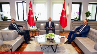 Mardin milletvekilleri Ulaştırma Bakanı ile görüştü