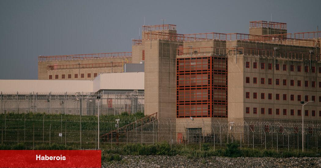 Monitor, New York City'nin Rikers'ı Düzeltmek İçin 'Ilık' Planları Olduğunu Söyledi