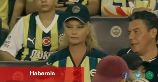 Müge Anlı eşi Şinasi Yüzbaşıoğlu'yla Fenerbahçe maçında! Aylar sonra bir birinci...