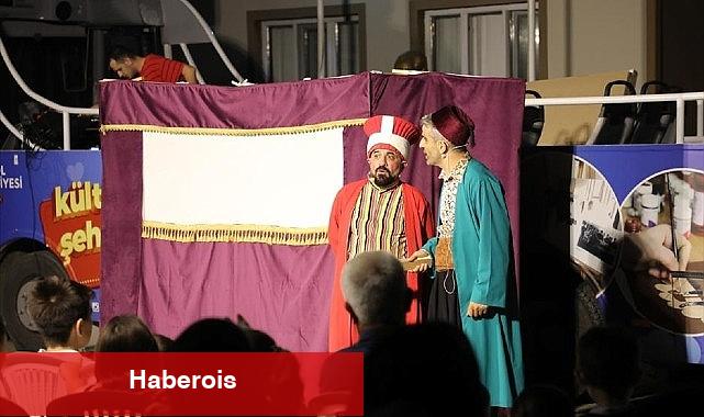 Ortaköy'de Kahkaha Dolu Gece - Haberois Ortaköy'de Kahkaha Dolu Gece