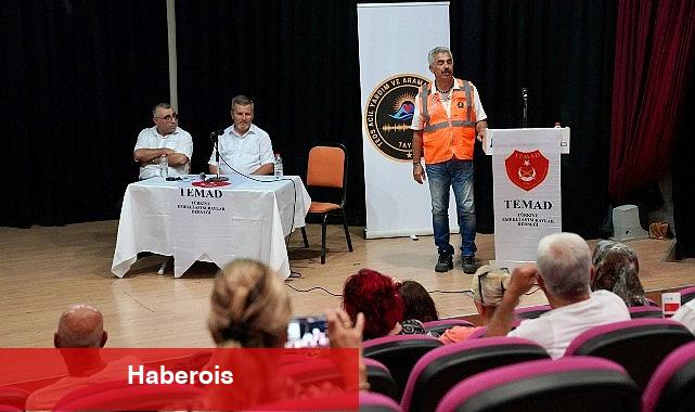 Seferihisar'da deprem konferansı yapıldı - Haberois Seferihisar'da deprem konferansı yapıldı