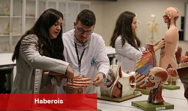 Tıp öğrencilerine 'Yapay Zekâ ve Veri Bilimi' dersi… - Haberois Tıp öğrencilerine 'Yapay Zekâ ve Veri Bilimi' dersi…