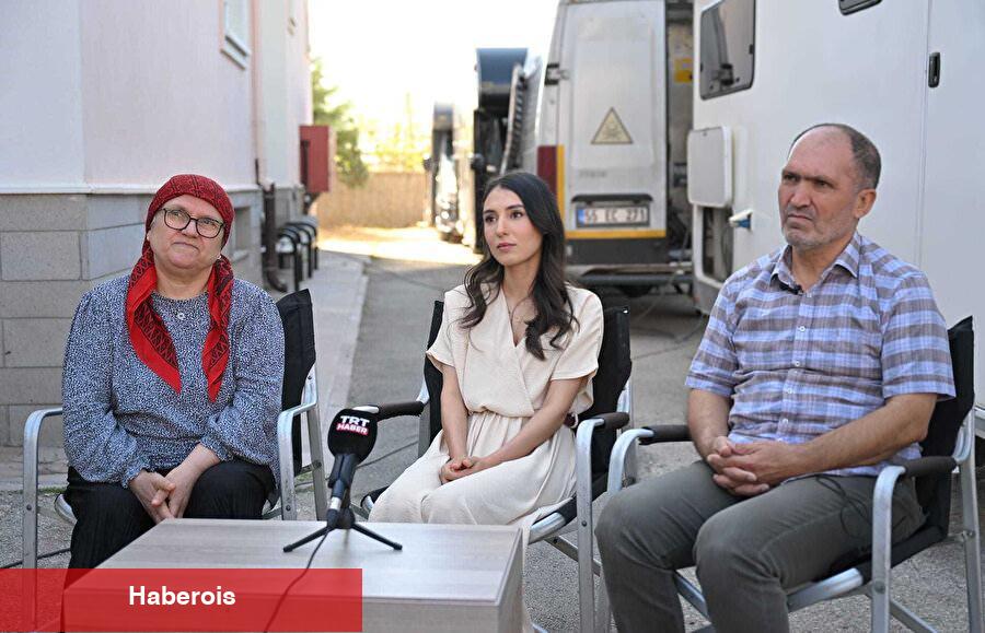 TRT ortak üretimi 'Aybüke; Öğretmen Oldum Ben!'in setine şehidin ailesinden ziyaret