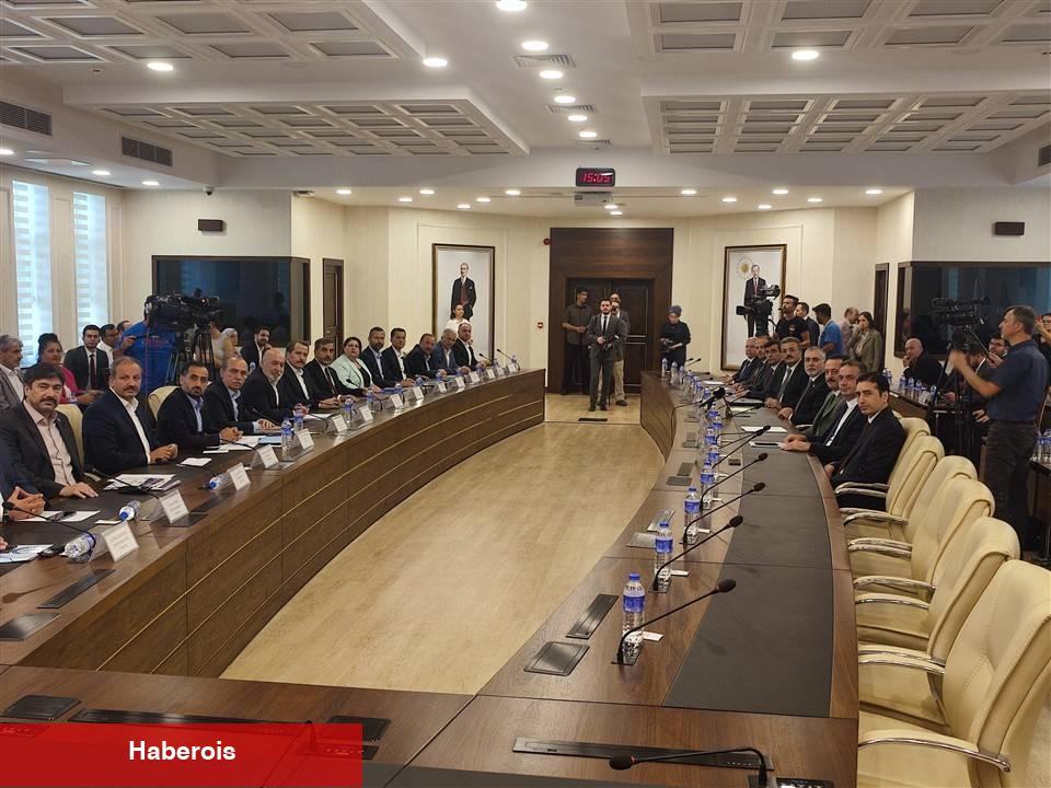 Türkiye Kamu-Sen: “2024-2025 Teklifi Kabul Edilemez”