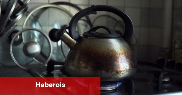 Yanmış çaydanlık paklığı - Haberois Yanmış çaydanlık paklığı