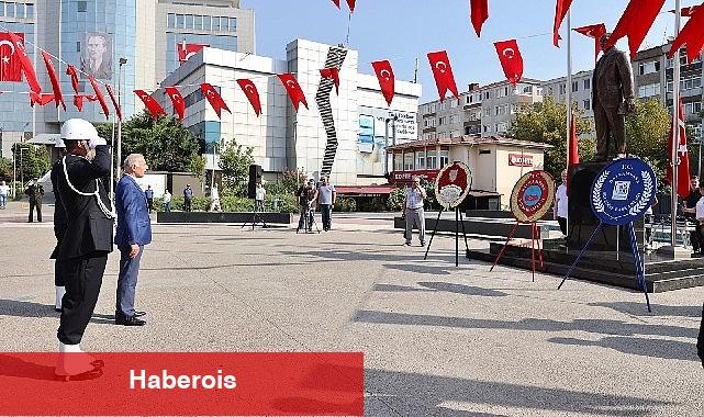 Zafer Bayramı Bayrampaşa'da törenle kutlandı