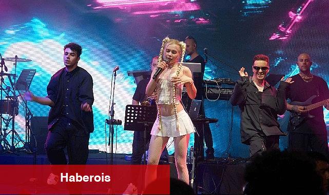 Aleyna Tilki GameX'te Binlerce Oyun Tutkununu Şarkılarıyla Coşturdu - Haberois Aleyna Tilki GameX'te Binlerce Oyun Tutkununu Şarkılarıyla Coşturdu
