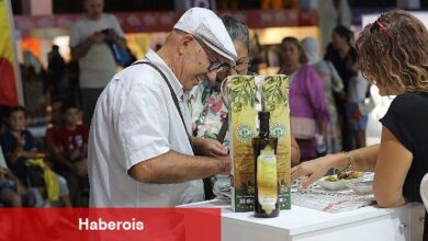 Bayraklı fuardaki yerini aldı