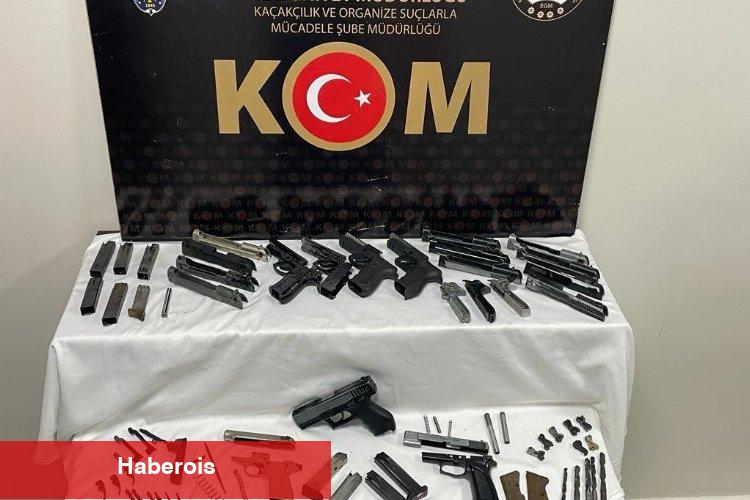 Düzce'de silah imal ve ticareti yapan 2 şüpheli yakalandı