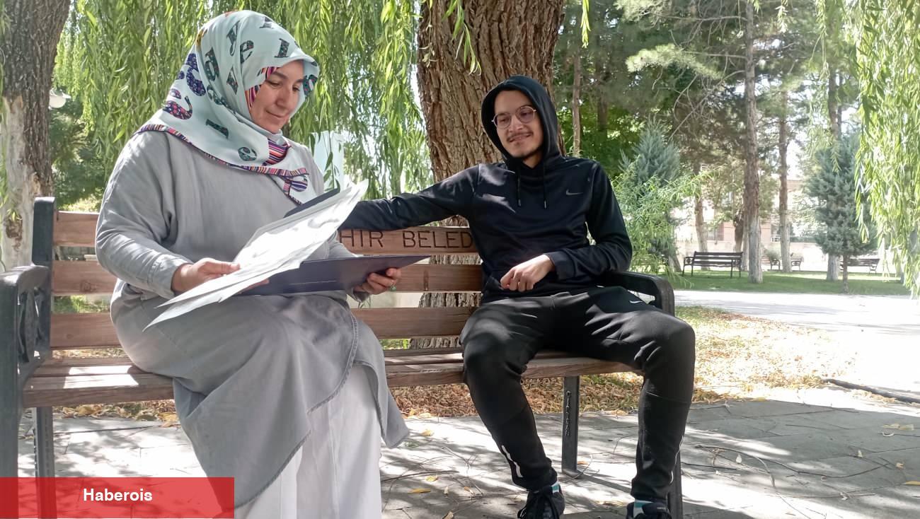 Konya'da 3 çocuk annesi 50 yaşındaki bayan azmin ve muvaffakiyetin örneği oldu!