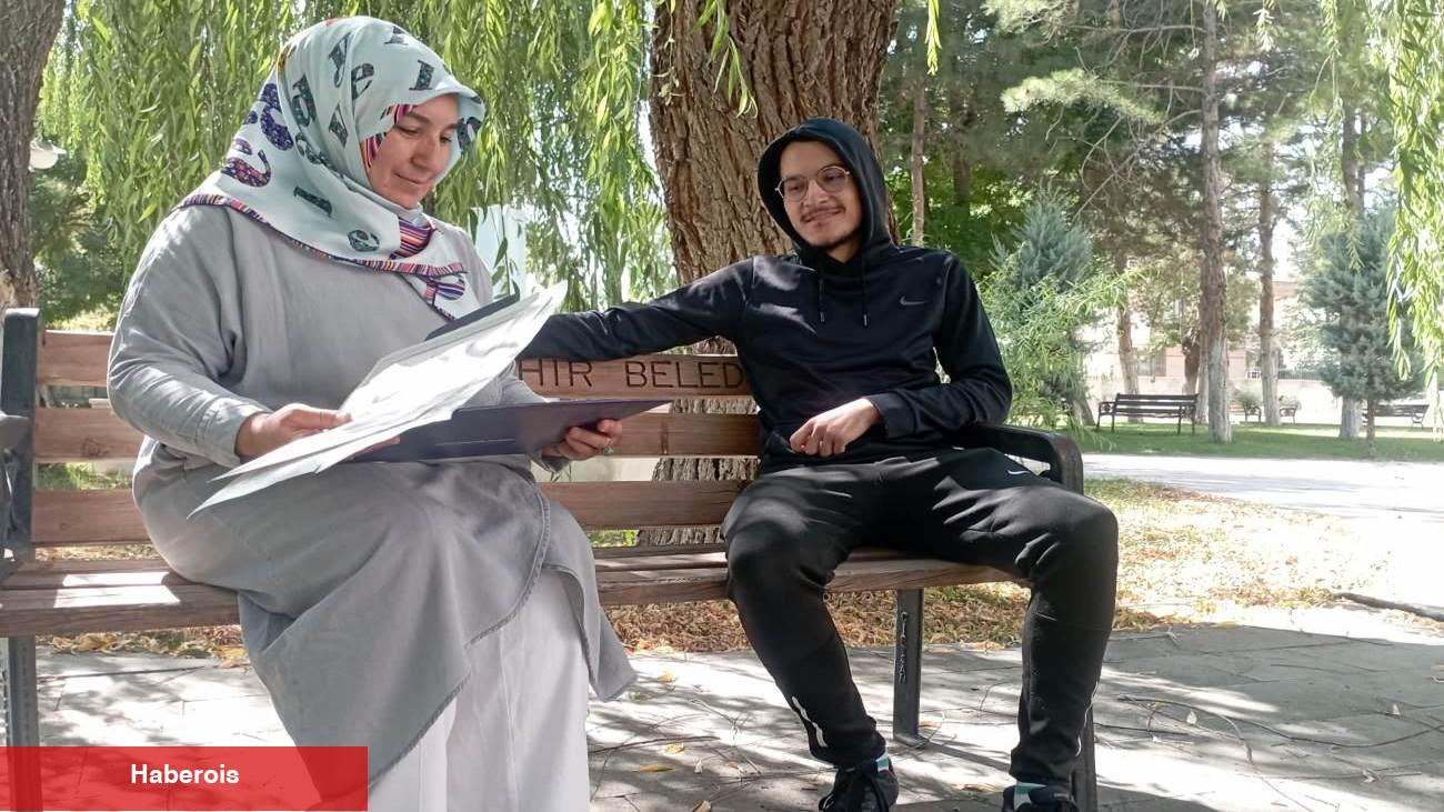 Konya'da 3 çocuk annesi 50 yaşındaki bayan azmin ve muvaffakiyetin örneği oldu!