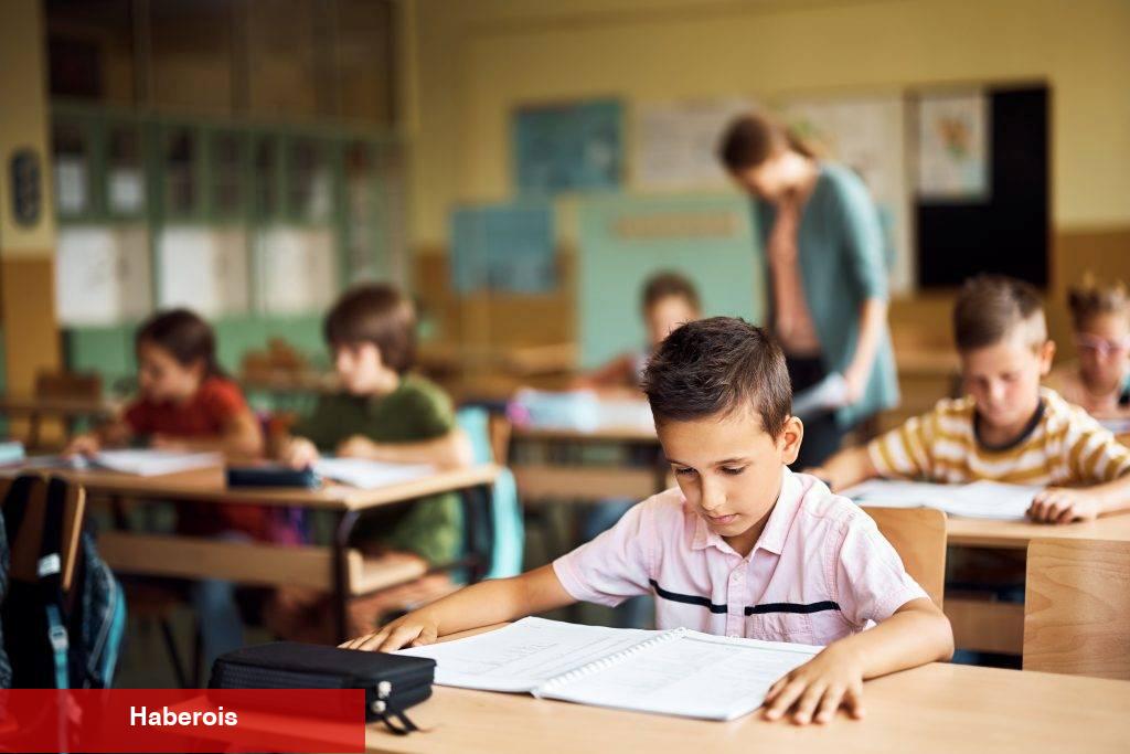 Açık Öğretim Kurumları Ortaokul Sınavı Yapıldı