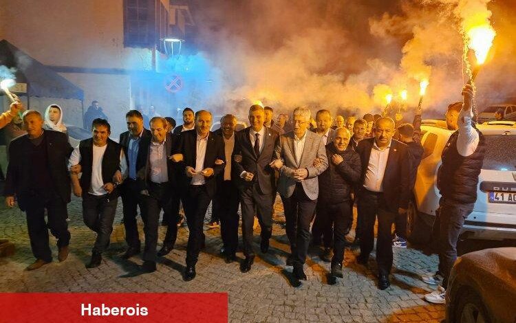 Ali Yıldırım Sezer’den gövde gösterisi - Haberois Ali Yıldırım Sezer’den gövde gösterisi