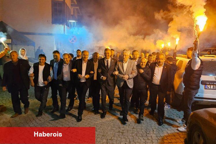 Ali Yıldırım Sezer’den gövde gösterisi