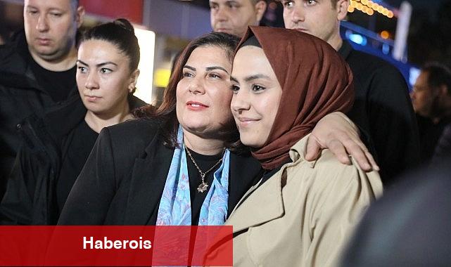 Aydın Büyükşehir Belediyesi tarafından Aydın'ın çeşitli noktalarında kurulan iftar sofraları binlerce Aydınlıyı ağırlamaya, Ramazanın bereketini paylaştırmaya devam ediyor - Haberois Aydın Büyükşehir Belediyesi tarafından Aydın'ın çeşitli noktalarında kurulan iftar sofraları binlerce Aydınlıyı ağırlamaya, Ramazanın bereketini paylaştırmaya devam ediyor