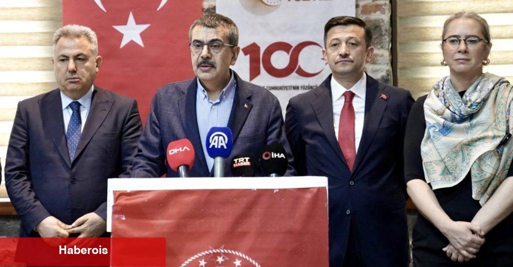 Bakan Tekin İzmir’deki Eğitim Yatırımlarını Değerlendirdi