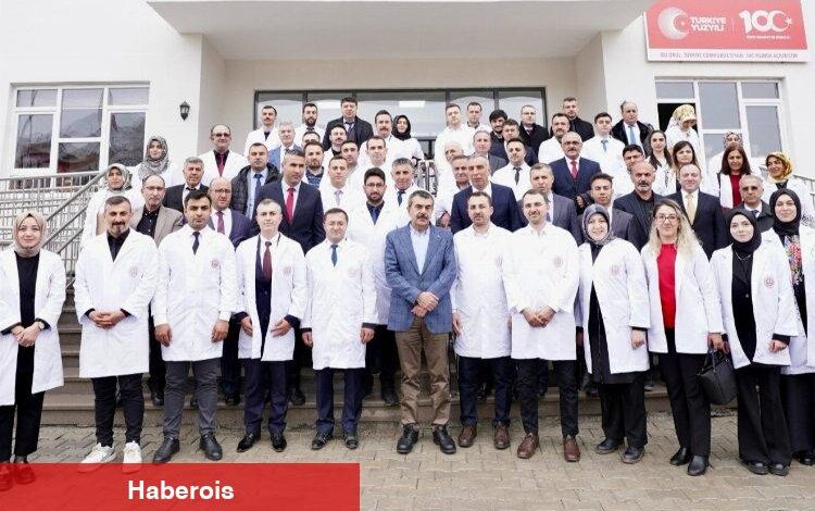 Bakan Tekin'den Oltu Anadolu İHL'ye ziyaret - Haberois Bakan Tekin'den Oltu Anadolu İHL'ye ziyaret