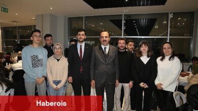 Başkan Altay Gençlerle ve Esnafla Bir Araya Geldi