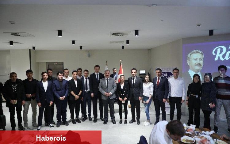 Başkan Palancıoğlu iftarda hakemler ile bir araya geldi - Haberois Başkan Palancıoğlu iftarda hakemler ile bir araya geldi