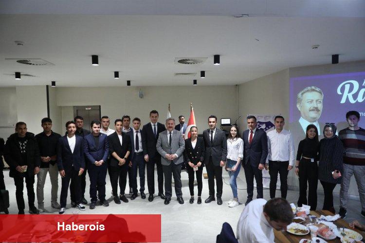Başkan Palancıoğlu iftarda hakemler ile bir araya geldi - Haberois Başkan Palancıoğlu iftarda hakemler ile bir araya geldi