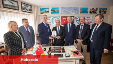 Başkan Soyer'den mübadillere ziyaret