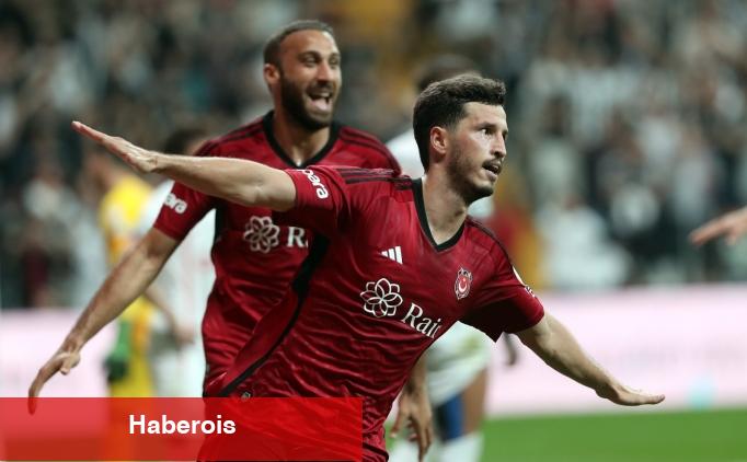 Beşiktaş'ta Cenk Tosun ve Salih Uçan'dan idareye olay kelamlar - Haberois Beşiktaş'ta Cenk Tosun ve Salih Uçan'dan idareye olay kelamlar