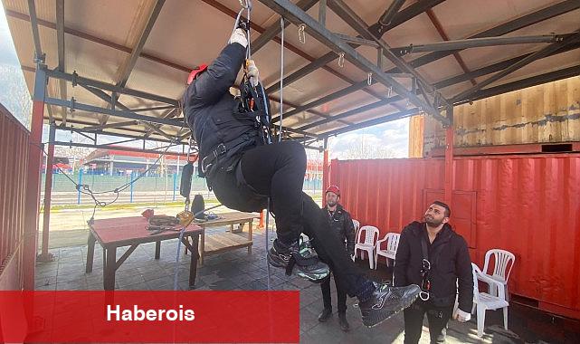 Büyükşehir İtfaiyesi'nden teleferik ekibine eğitim - Haberois Büyükşehir İtfaiyesi'nden teleferik ekibine eğitim