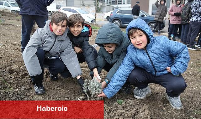 Çocuklar gelecek için fidan dikti - Haberois Çocuklar gelecek için fidan dikti