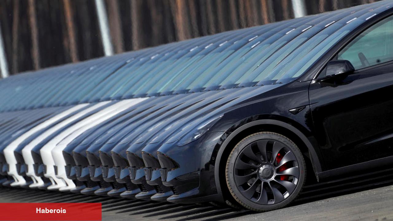 Elon Musk çok üzgün; Tesla kötü halde tabana vurdu