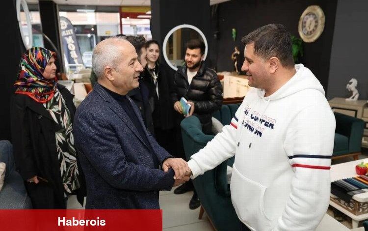 Gebze'de Cumhur İttifakı adayı Büyükgöz'den esnaf turu - Haberois Gebze'de Cumhur İttifakı adayı Büyükgöz'den esnaf turu