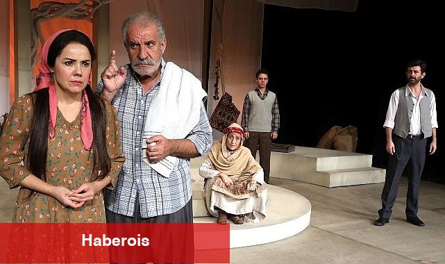 İstanbul Büyükşehir Belediyesi Şehir Tiyatroları en beğenilen oyunlarından Gül'e Ağıt'ı Bahçelievler seyircisiyle buluşturuyor. - Haberois İstanbul Büyükşehir Belediyesi Şehir Tiyatroları en beğenilen oyunlarından Gül'e Ağıt'ı Bahçelievler seyircisiyle buluşturuyor.
