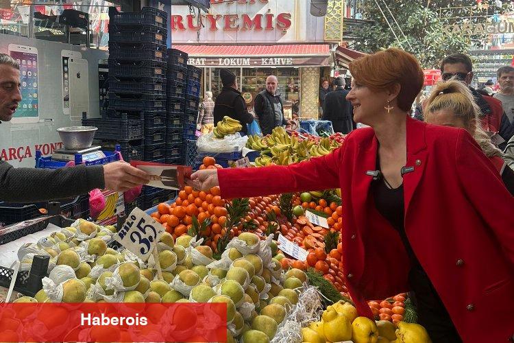 İstanbul Fatih'te Zafer Partisi adayı halkına ses oluyor