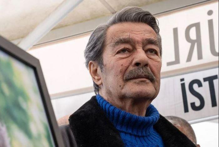 Kadir İnanır hastaneye kaldırıldı! Sıhhat durumuyla ilgili Jülide Kural'dan açıklama