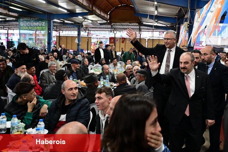 Karacabey'de gönülleri buluşturan iftar sofrası