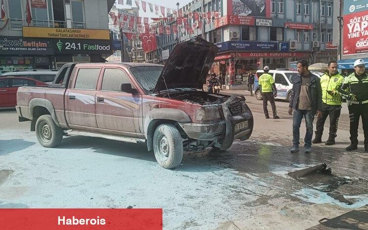 Keşan çarşıda araç yangını - Haberois Keşan çarşıda araç yangını