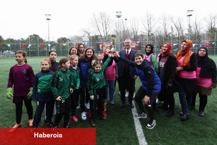 Kocaeli'de Kadınlar Günü maçını dostluk kazandı