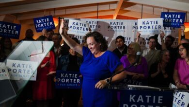 Kongrenin Yükselen Yıldızı Katie Porter, Başka Bir Koltuğa Sahip Olmadı