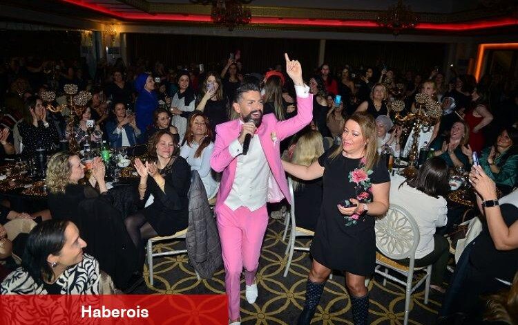 Mehmet Çevik'ten coşkulu konser - Haberois Mehmet Çevik'ten coşkulu konser