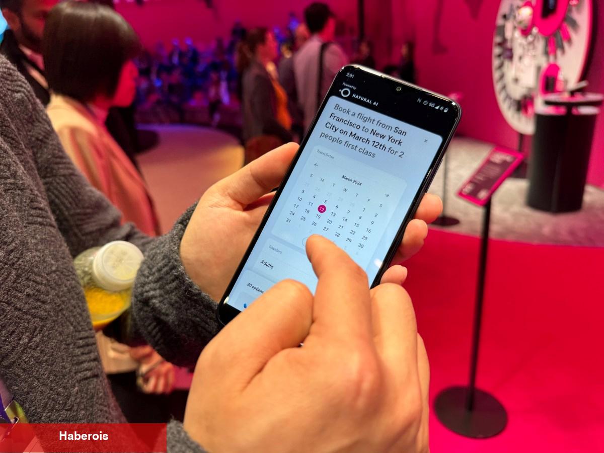 MWC 2024’te, İşletim Sistemi Yapay Zekâ Olan Bir Telefon Gösterildi (Tamamen Onun Üzerine Kurulu)