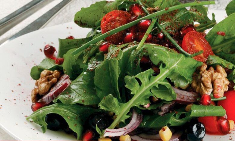 Narlı Roka Salatası - Haberois Narlı Roka Salatası