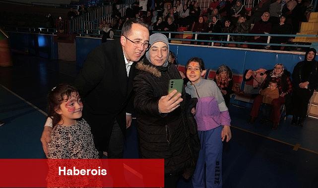Nevşehir Belediyesi Tarafından Düzenlenen Kadınlar Matinesi'ne Büyük İlgi - Haberois Nevşehir Belediyesi Tarafından Düzenlenen Kadınlar Matinesi'ne Büyük İlgi