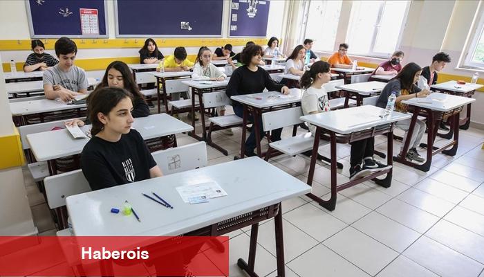 Öğrencilere devamsızlık affı; MEB’ten açıklama geldi