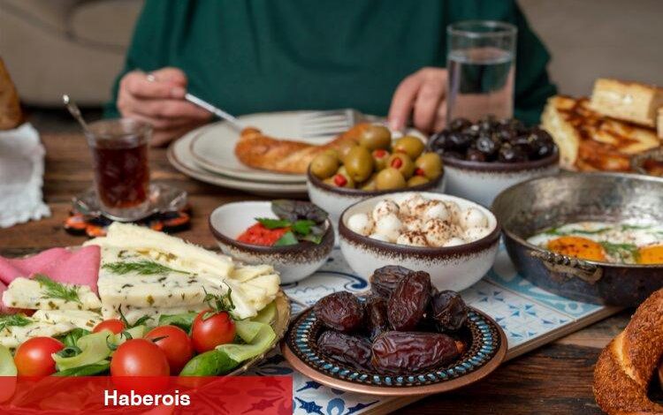 Ramazan'da tatlı ve pide tüketimi uyarısı - Haberois Ramazan'da tatlı ve pide tüketimi uyarısı