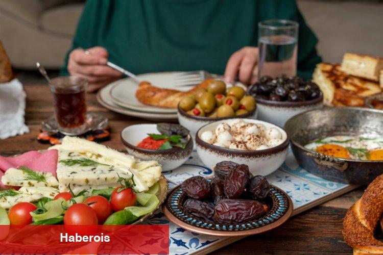 Ramazan'da tatlı ve pide tüketimi uyarısı