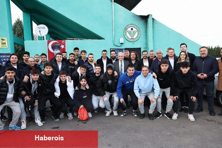 Şadi Özdemir Görükleliler’i dinledi