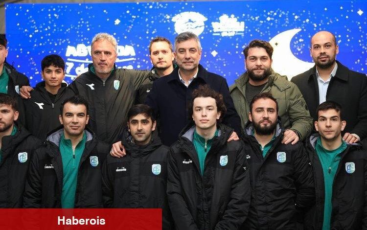 Şile Ağva Meydanında kurulan gönül sofrasına yoğun ilgi - Haberois Şile Ağva Meydanında kurulan gönül sofrasına yoğun ilgi