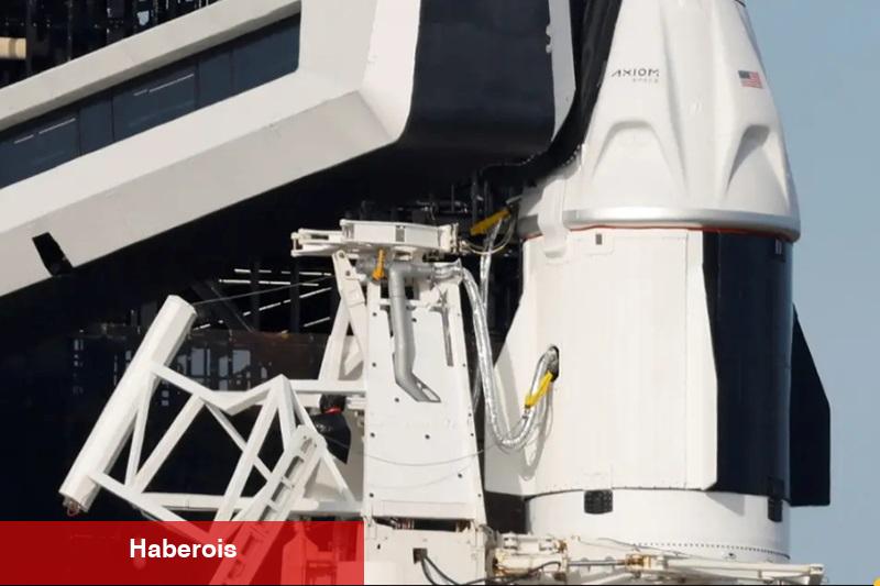 Space One roketi Japonya'da fırlatıldıktan hemen sonra patladı