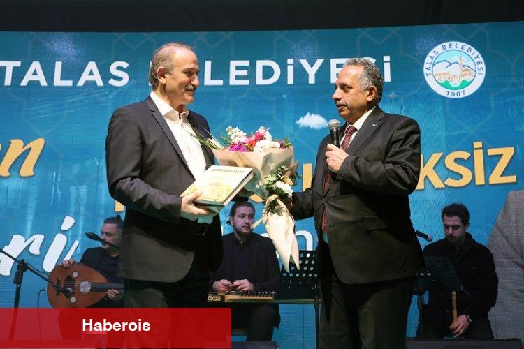 Talas'ta Mehmet Kemiksiz gönüllere dokundu